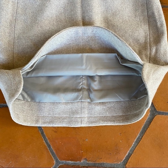 J Crew Sz 2 Shirttail Mini Skirt Wool Full… - Picture 4 of 7